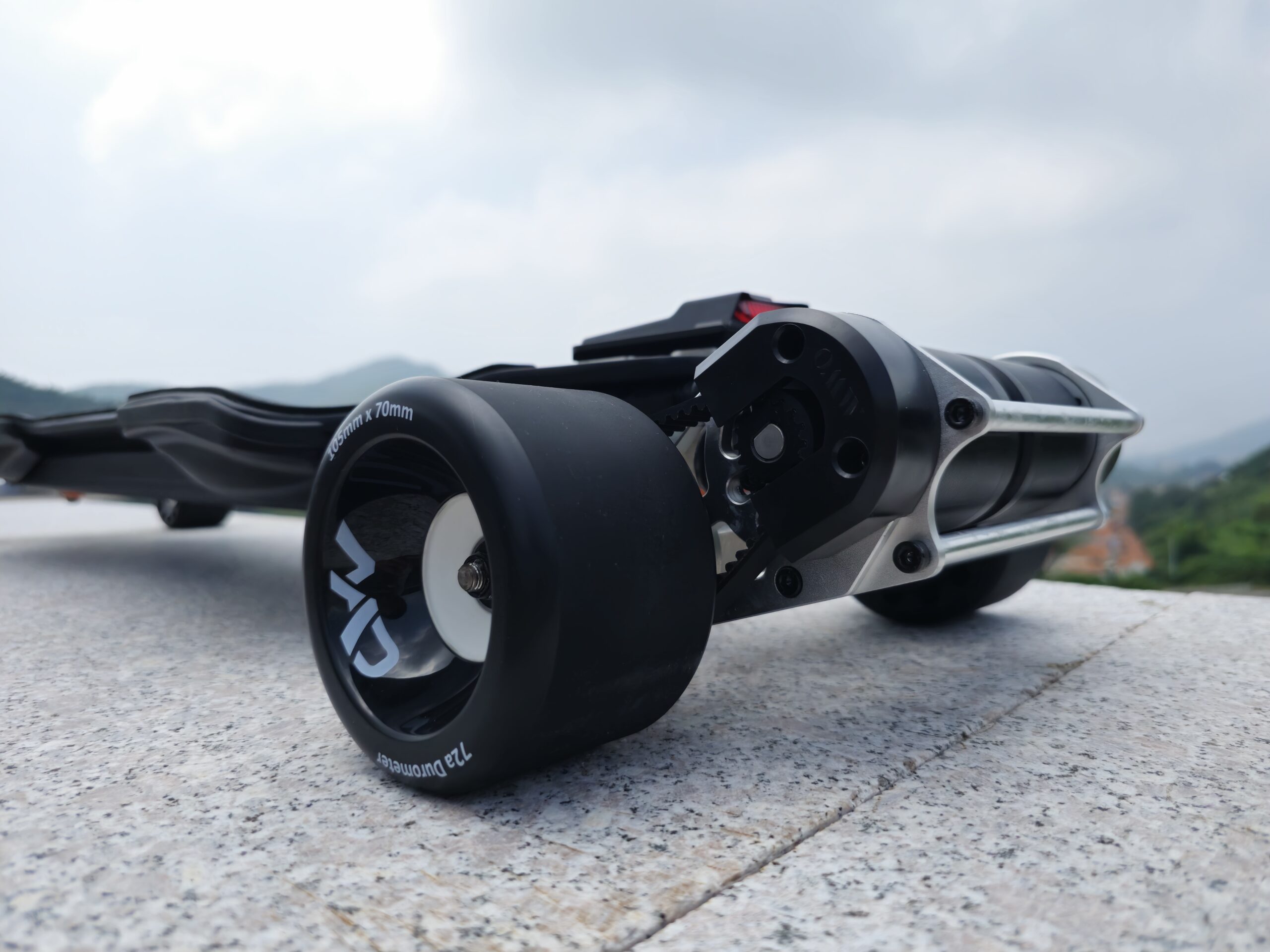 OMW Boards MAD Wheelz