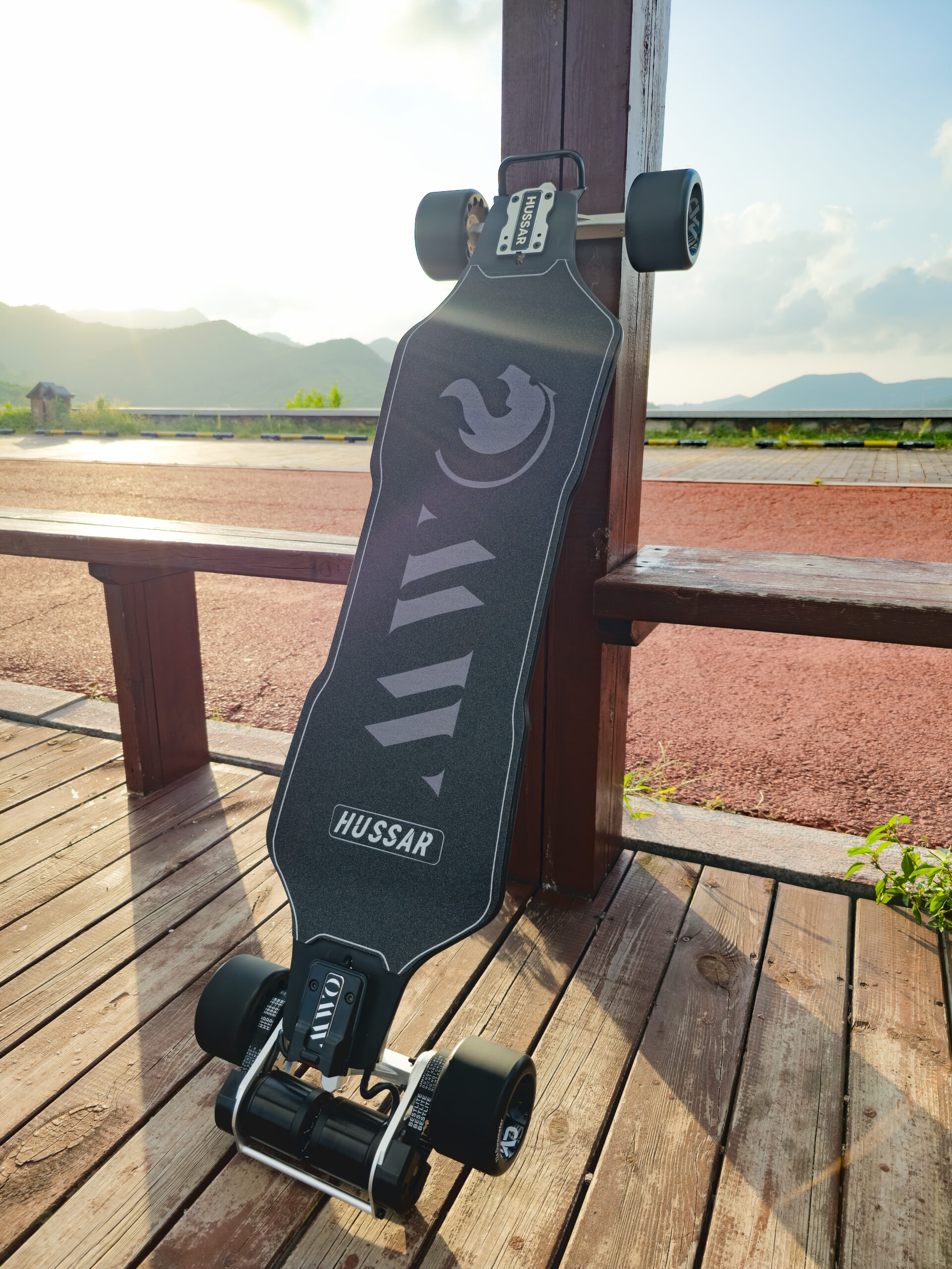 OMW Hussar - deskorolka elektryczna